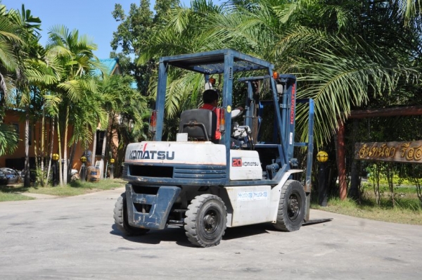 ขายFORKLIFT KOMATSU FG20-11 (2ตัน)สวยเดิมจากญี่ปุ่น ยังไม่เคยใช้ในไทย 139,000เท่านั้น!!