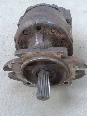 ปั๊มยกรถตัก TCM850