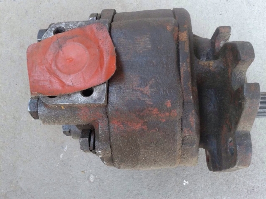 ปั๊มยกรถตัก TCM850