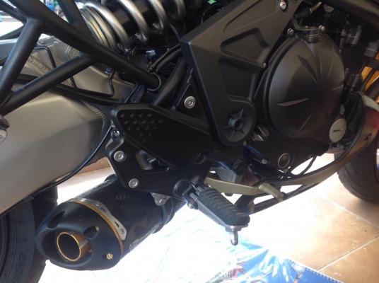 ขายด่วน versys 2011 เอกสารครบ ไมล์ 14xxx