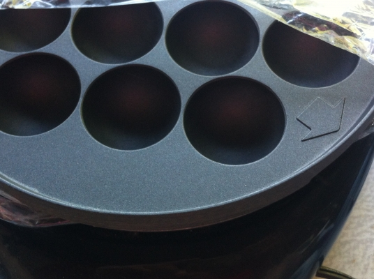 เตาทำขนมครกญี่ปุ่น ของใหม่ยังไม่ได้ใช้ ได้มาจากญี่ปุ่น กินไฟแค่ 1050W.