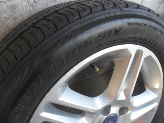 ล้อแม็ก 16นิ้ว 4รู100 ฟอด พร้อมยาง สวยๆ 4 ล้อ ราคา 6800 บาท ล้อแม็ก 16นิ้ว 4รู100 ฟอด พร้อมยาง สวยๆ 4 ล้อ ราคา 6800 บาท