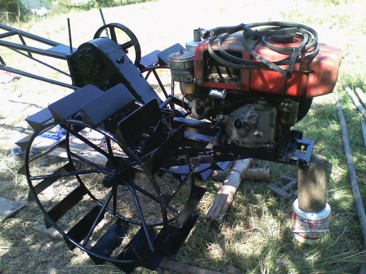 ยันม่าร์ 8 แรงพร้อมหางผักเลี้ยว