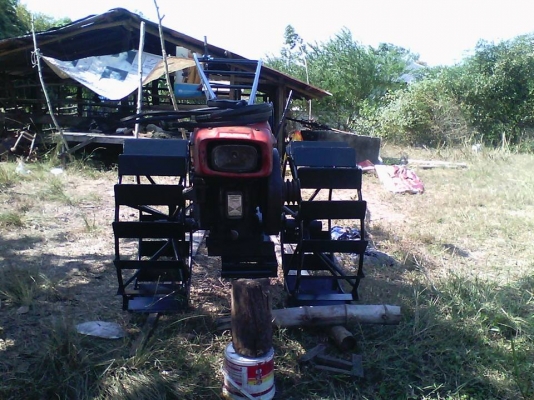 ยันม่าร์ 8 แรงพร้อมหางผักเลี้ยว