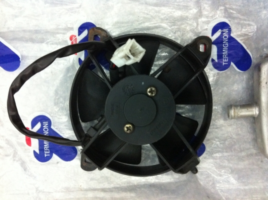 หม้อน้ำ พัดลม New vespa 125-150 cc. (ถูกๆพร้อมส่ง)