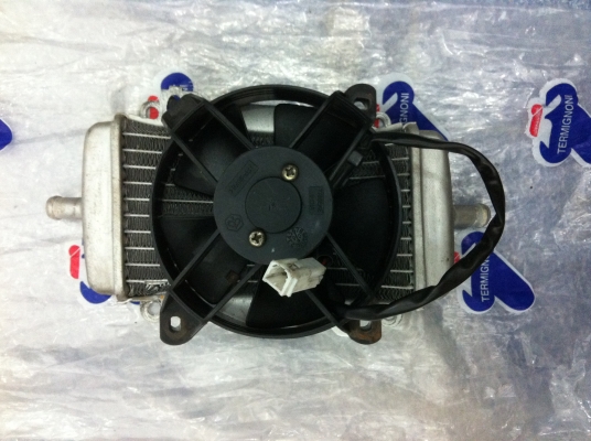 หม้อน้ำ พัดลม New vespa 125-150 cc. (ถูกๆพร้อมส่ง)