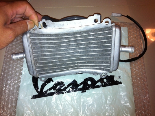 หม้อน้ำ พัดลม New vespa 125-150 cc. (ถูกๆพร้อมส่ง)