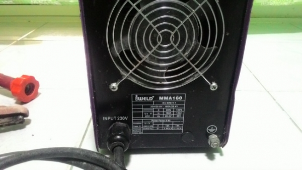 ตู้เชื่อมระบบอินเวอร์เตอร์ iweld ขนาด 160 วัตต์ สภาพดีพร้อมใช้ครับ