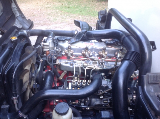 ขาย 6 ล้อ HINO ปี 48 เครื่อง WO4D โทโบว์อินเตอร์. ยาว 5 เมตร  สภาพสวยพร้อมใช้