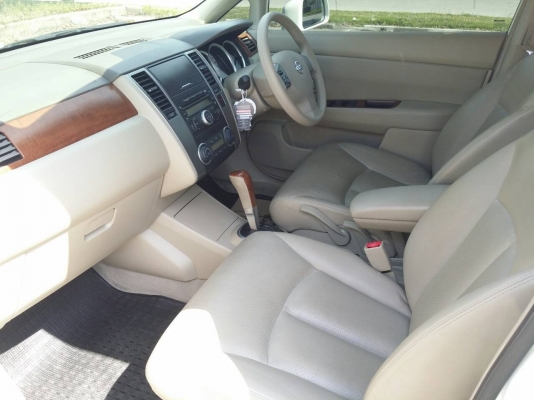 รถบ้านแท้ๆ วิ่งน้อยมาก มือเดียวออกห้าง รถบ้านแท้ๆ วิ่งน้อยมาก มือเดียวออกห้าง