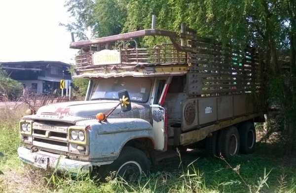 ขาย 10 ล้อหัวยาว 2 เพลาใหญ่จัมโบ้ 200 มี DL เครื่อง EH700 168 แรงม้า (ใบคุมเครื่องหาย) คัสซีสวย สโลว์อินเตอร์ 4 สปีด ทะเบียนชุดโอนครบ ราคาต่อรองได้ครับ