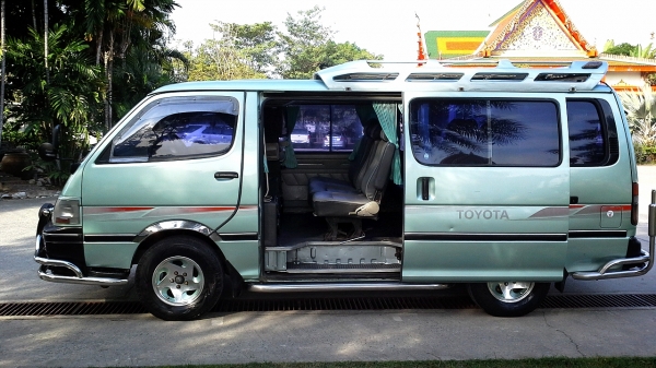 TOYOTA HIACE 2.5 ปี96 งามๆ พ.พาวเวอร์