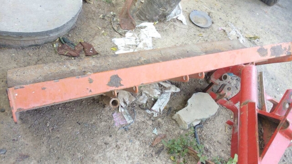 ขายใบดันหน้า 45 แรง ราคา 8,000 บาท ขายใบดันหน้า 45 แรง ราคา 8,000 บาท