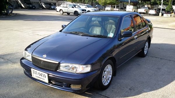 NISSAN SUNNY  ปี 2000