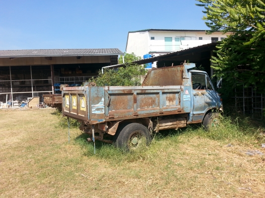 ขายรถดัมพ์เล็ก สภาพดี พร้อมใช้งาน