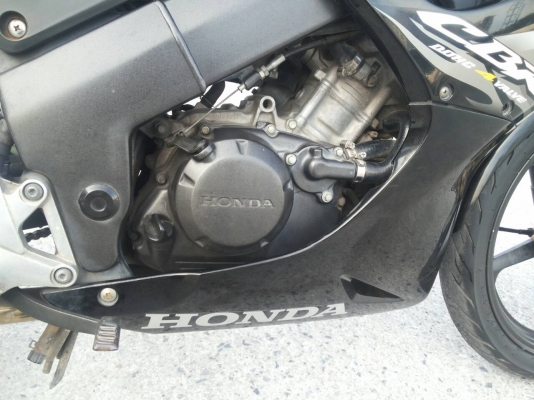 CBR 150R กุญแจใหญ่ ไมค์เหลือง ปี 51 ราคา 28000 บาท สนใจโทร 089-8859869 เดช