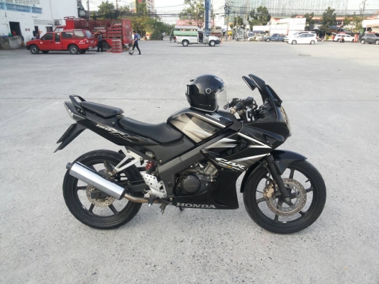 CBR 150R กุญแจใหญ่ ไมค์เหลือง ปี 51 ราคา 28000 บาท สนใจโทร 089-8859869 เดช