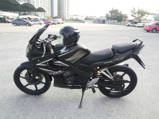 CBR 150R กุญแจใหญ่ ไมค์เหลือง ปี 51 ราคา 28000 บาท สนใจโทร 089-8859869 เดช