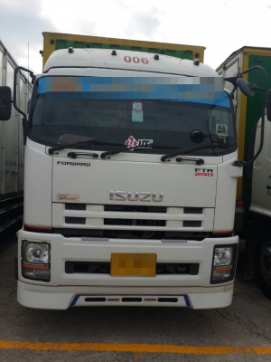 ขาย FTR240 ปี 54 ยาว 7.6 m ตู้สิบบาน สนใจติดต่อ 0872508883
