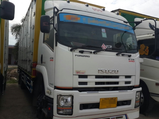 ขาย FTR240 ปี 54 ยาว 7.6 m ตู้สิบบาน สนใจติดต่อ 0872508883