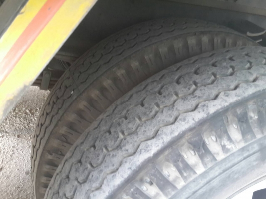 ขาย FTR240 ปี 54 ยาว 7.6 m ตู้สิบบาน สนใจติดต่อ 0872508883