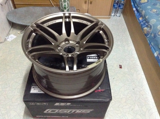 แม็ก Cosmis Mr2 แท้ขอบ 18 นิ้ว หน้า 8.5 หลัง 9.5 นิ้ว 5 รู 114 แม็ก Cosmis Mr2 แท้ขอบ 18 นิ้ว หน้า 8.5 หลัง 9.5 นิ้ว 5 รู 114