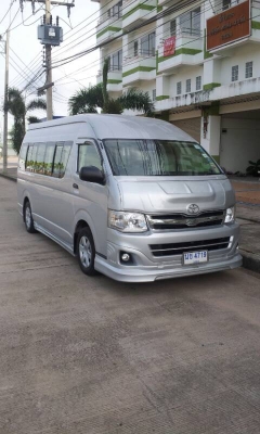 Re: ขายรถตู้ ปี11 แต่งเต็ม 920000 สนใจ 086-8573988 รถอยู่ขอนแก่น