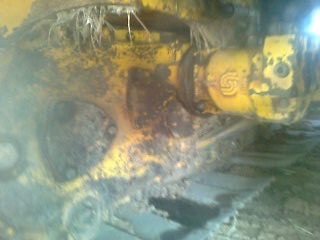 ขายด่วน รถเกี่ยวข้าวเกษตรพัฒนา รุ่นปลดหนี้ ปี 52 เครื่องยนต์ 195 HP 6HE1 อุ้ม 2.5 ตัน ปั๊ม DAIKIN เบอร์ 22 ช่วงล่าง 10HT ตัวเดินใหญ่ รถสภาพดีสุดๆครับพร้อมทำงานได้เลย ราคาต่อรองได้ครับ