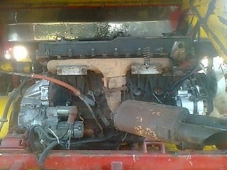 ขายด่วน รถเกี่ยวข้าวเกษตรพัฒนา รุ่นปลดหนี้ ปี 52 เครื่องยนต์ 195 HP 6HE1 อุ้ม 2.5 ตัน ปั๊ม DAIKIN เบอร์ 22 ช่วงล่าง 10HT ตัวเดินใหญ่ รถสภาพดีสุดๆครับพร้อมทำงานได้เลย ราคาต่อรองได้ครับ