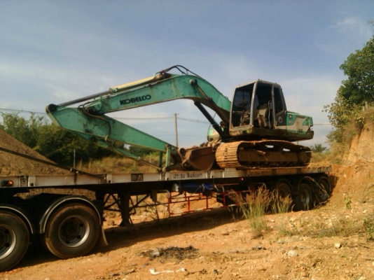 ขายด่วน kobelco sk 200-3 สภาพพร้อมใช้