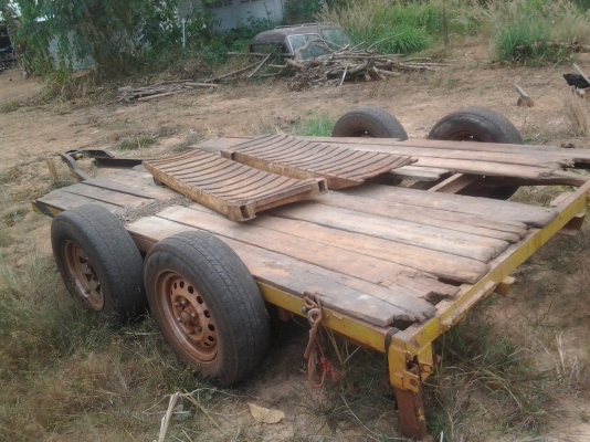 KUB0TA รถลากรถเกี่ยว 4 ล้อพ่วง ขึ้น 68G สภาพปานกลางพอใช้ ตามสภาพครับ