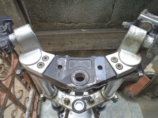 ขายโช๊ค Kawasaki GPZ400R  ปรับราคาเหลือ 1,000 บาท ของอยู่รังสิต