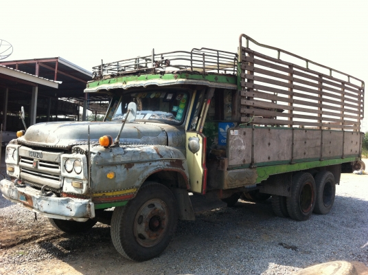 สิบล้อหน้ายาว คันที่2 เครื่อง6bb1 145 แรงม้า