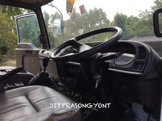 ขาย ISUZU DECA FTR EURO2 200 แรง ปี 2548 เฮี๊ยบ UNIC 3.7 ตัน 5 ปลอก ขาย ISUZU DECA FTR EURO2 200 แรง ปี 2548 เฮี๊ยบ UNIC 3.7 ตัน 5 ปลอก