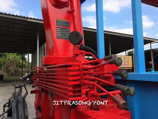 ขาย ISUZU DECA FTR EURO2 200 แรง ปี 2548 เฮี๊ยบ UNIC 3.7 ตัน 5 ปลอก ขาย ISUZU DECA FTR EURO2 200 แรง ปี 2548 เฮี๊ยบ UNIC 3.7 ตัน 5 ปลอก