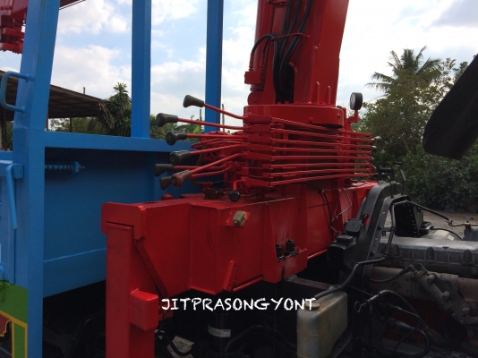 ขาย ISUZU DECA FTR EURO2 200 แรง ปี 2548 เฮี๊ยบ UNIC 3.7 ตัน 5 ปลอก ขาย ISUZU DECA FTR EURO2 200 แรง ปี 2548 เฮี๊ยบ UNIC 3.7 ตัน 5 ปลอก