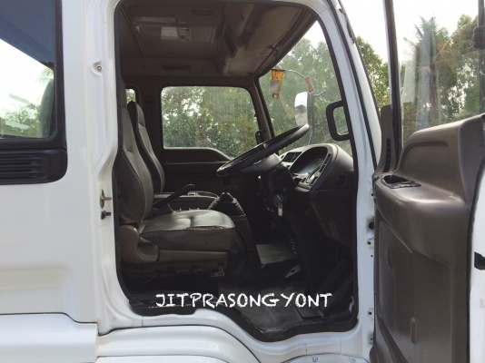 ขาย ISUZU DECA FTR EURO2 200 แรง ปี 2548 เฮี๊ยบ UNIC 3.7 ตัน 5 ปลอก ขาย ISUZU DECA FTR EURO2 200 แรง ปี 2548 เฮี๊ยบ UNIC 3.7 ตัน 5 ปลอก