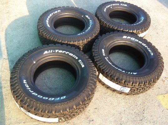 ขายยางใหม่ BF Goodrich All-terrain 265 75 r16 ปี2014