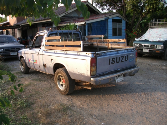 ขาย อีซูสุ kb20 4ข ช่วงสั้น เบนซิน ขาย อีซูสุ kb20 4ข ช่วงสั้น เบนซิน