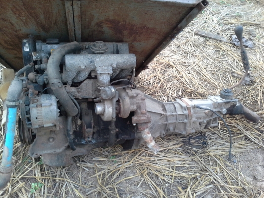 ขายเครื่องLD20ll Turbo พร้อมเกียร์ 19500