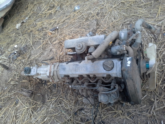 ขายเครื่องLD20ll Turbo พร้อมเกียร์ 19500