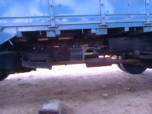 รถบรรทุก 6 ล้อ Isuzu 115 ยางแท้ 6 เส้น 330000 ต่อรองได้ สภาพดี