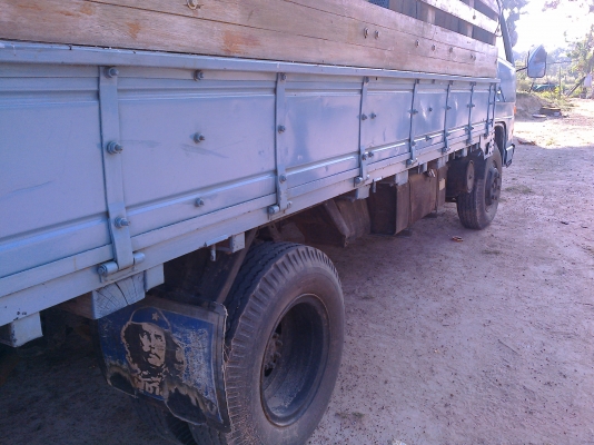 รถบรรทุก 6 ล้อ Isuzu 115 ยางแท้ 6 เส้น 330000 ต่อรองได้ สภาพดี