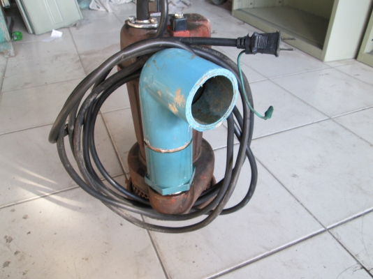 ต้องช่อมครับ ขายตามสภาพได้มาอย่างนี้   ใครมีความรู้โอเคครับ