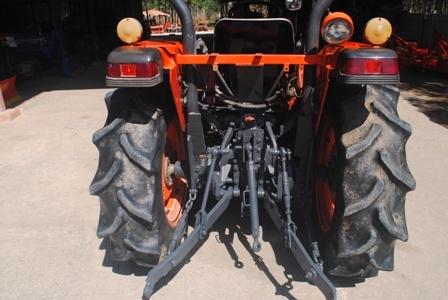 ขายรถไถ Kubota L 3408 (4WD) พร้อมดันหน้าคานบน รถพร้อมใช้งานครับ ขายรถไถ Kubota L 3408 (4WD) พร้อมดันหน้าคานบน รถพร้อมใช้งานครับ