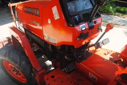 ขายรถไถ Kubota L 3408 (4WD) พร้อมดันหน้าคานบน รถพร้อมใช้งานครับ ขายรถไถ Kubota L 3408 (4WD) พร้อมดันหน้าคานบน รถพร้อมใช้งานครับ