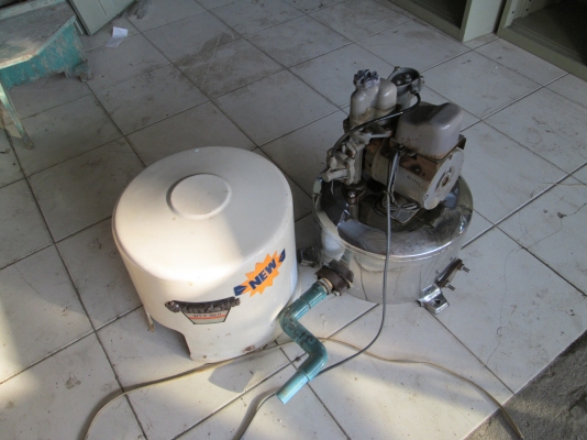 ต้องช่อมครับ ขายตามสภาพได้มาอย่างนี้   ใครมีความรู้โอเคครับ