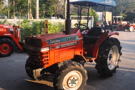 ขายรถไถ Kubota L1-24 (4WD) รถ2เพลา พร้อมใช้งานครับ