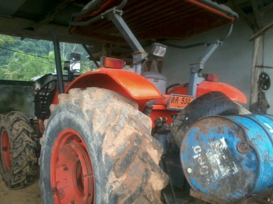 ขายkubota9540 สภาพพร้อมใช้งาน ใบดันหน้า เล่มทะเบียนขาย600000 ขายkubota9540 สภาพพร้อมใช้งาน ใบดันหน้า เล่มทะเบียนขาย600000