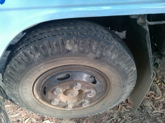 หกล้อ อีซูซุ NPR120ฝาขาว ยาว5เมตร รถห้างแท้สภาพดีพร้อมใช้งาน ทะเบียนพร้อมโอน